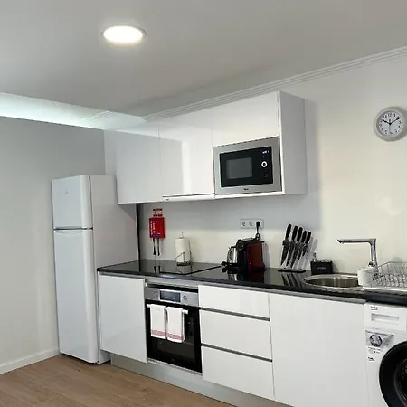 Апартаменты Madeiran Sweet Фуншал